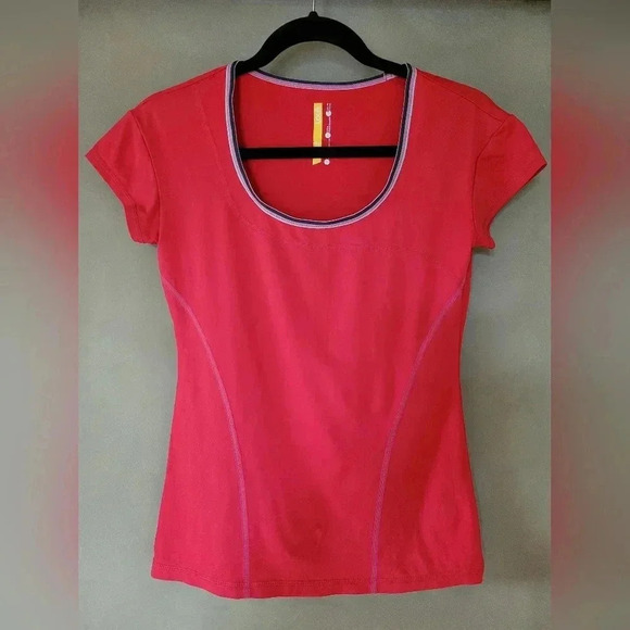 Löle | Red Colorful Scoopneck Nylon Te, Size S - Picture 1 of 6